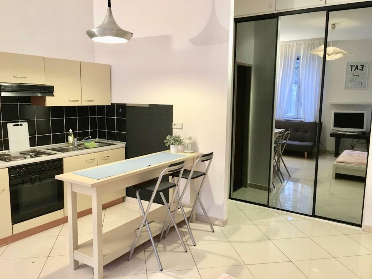 Apartamento Nowogrodzka Cozy Studio Varsovia Exterior foto